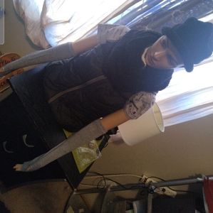 Women's black winter hat